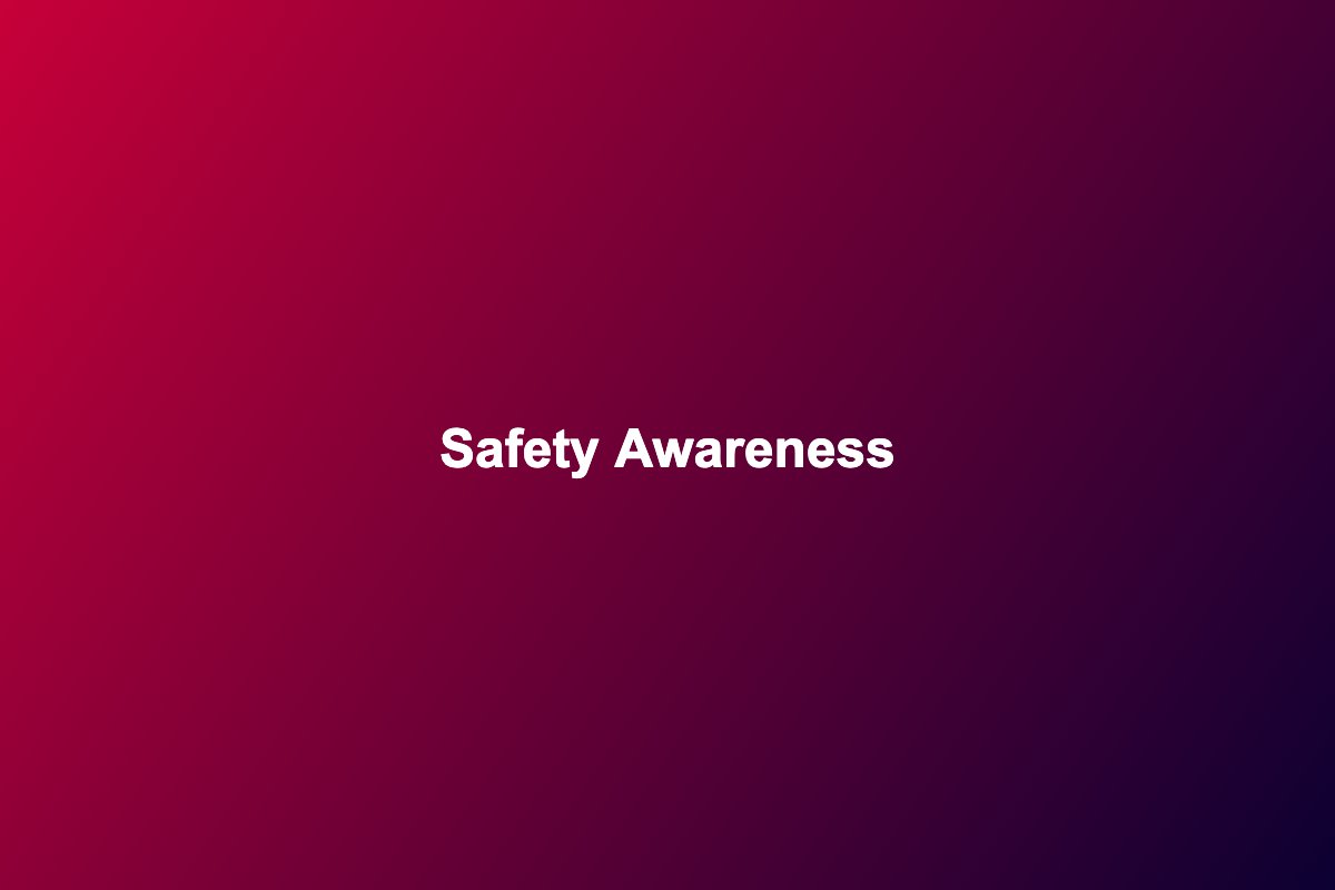 Dark alley in Tokyo entertainment district